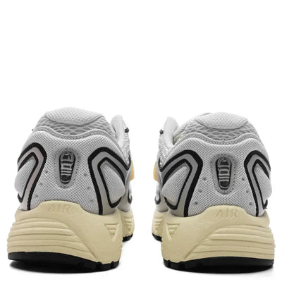 NK Air Pegasus Wave - Pure Platinum Metallic Platinum Black Alabaster