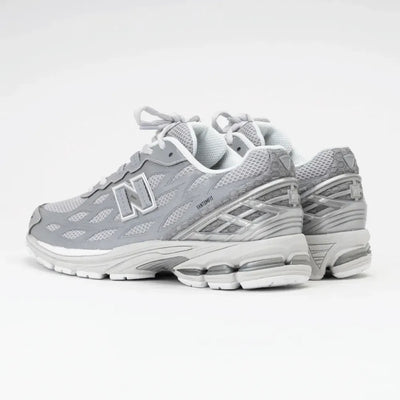 NB 1906W – Silver Metallic