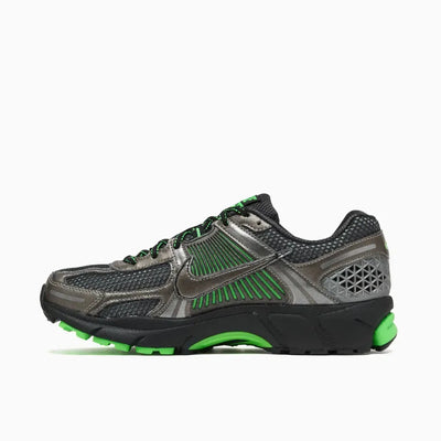 NK Air Zoom Vomero 5 Metallic Pewter Green Strike