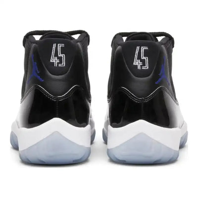 AJ 11 - Space Jam