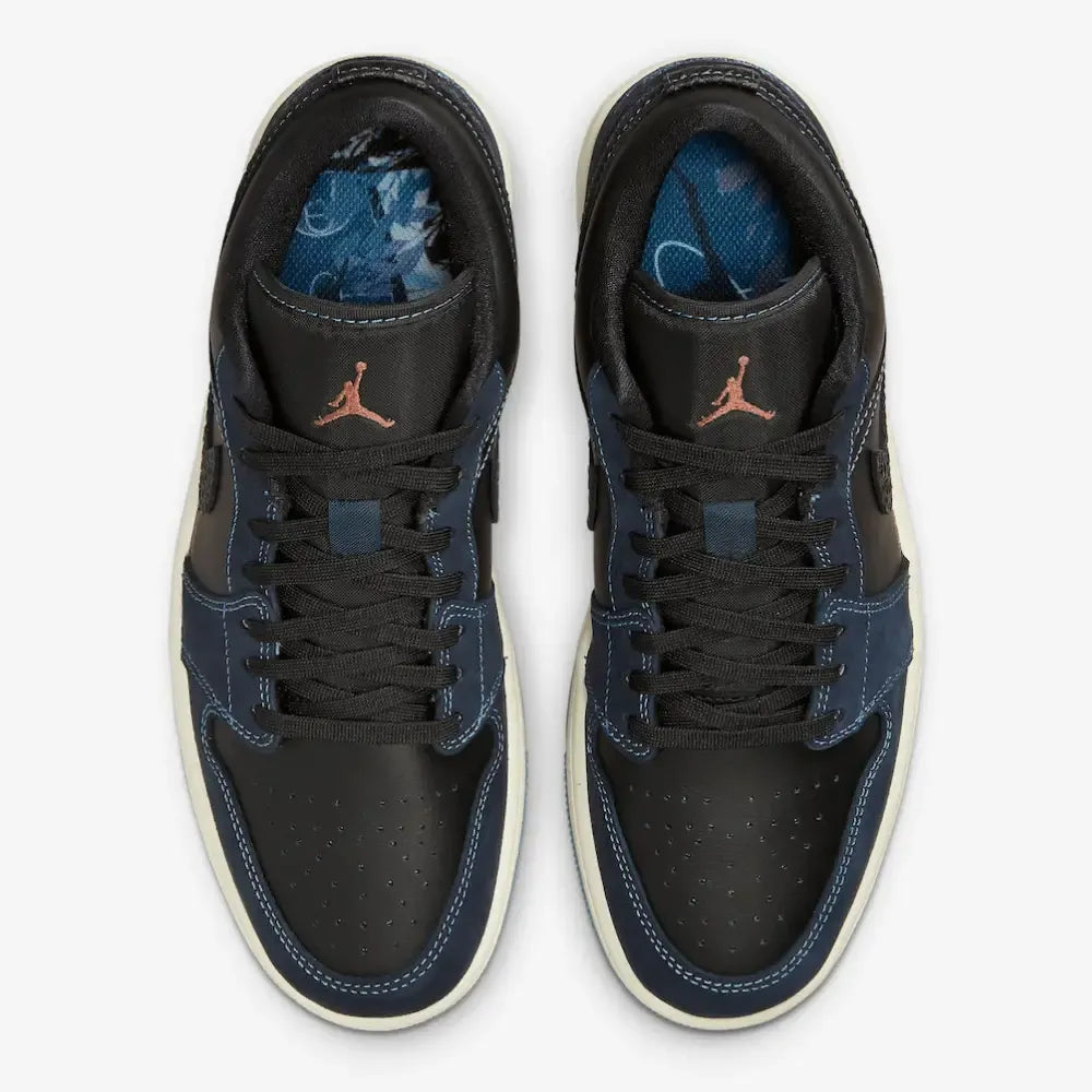 AJ 1 Low - Black Dark Obsidian Snakeskin
