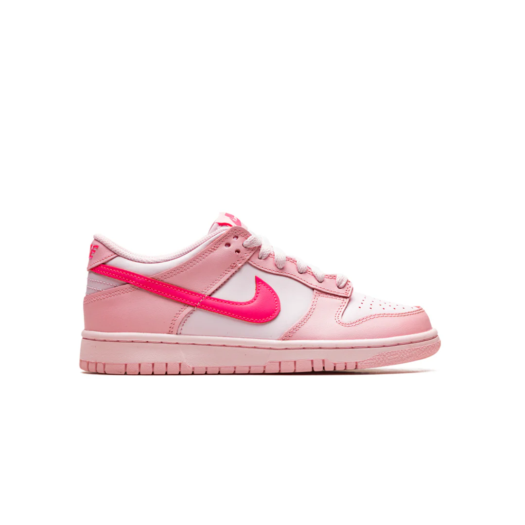 NK Dunk Low Triple Pink (Barbie)