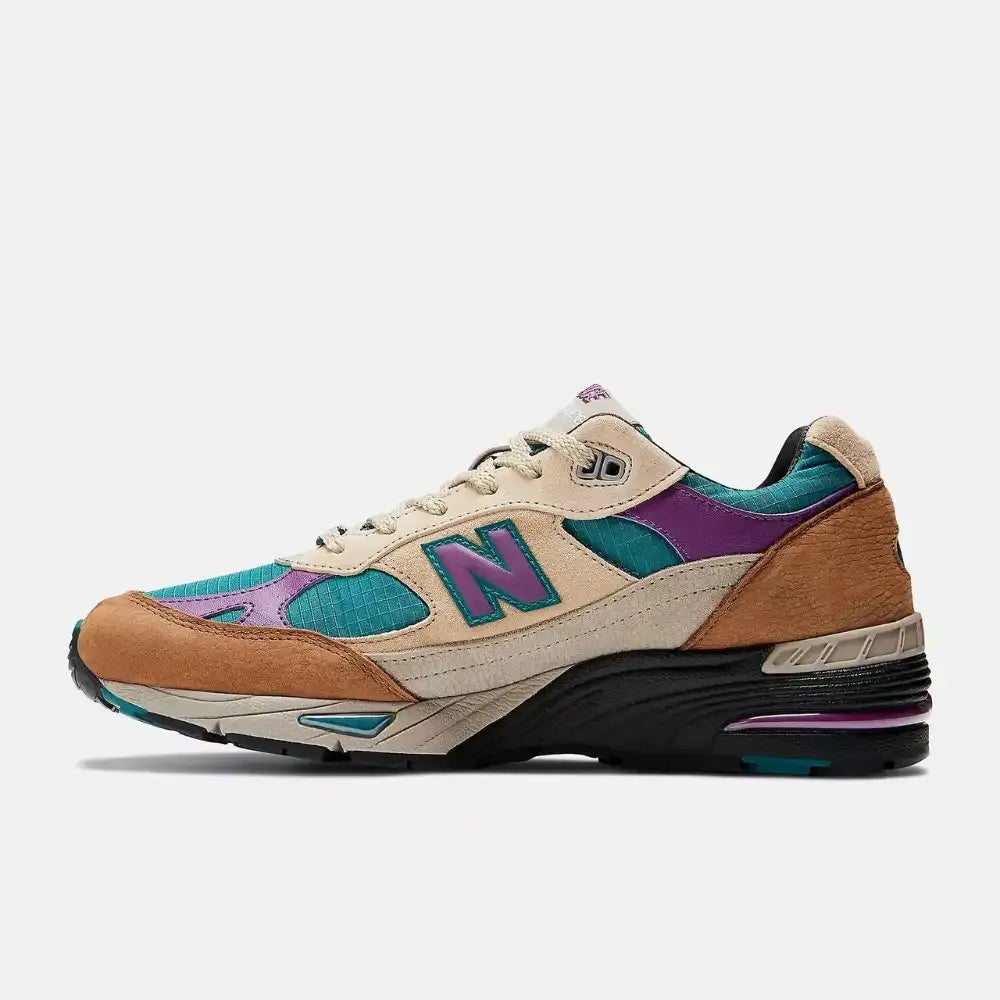 Palace x NB 991 Made in England – Taos Taupe/Grape Juice