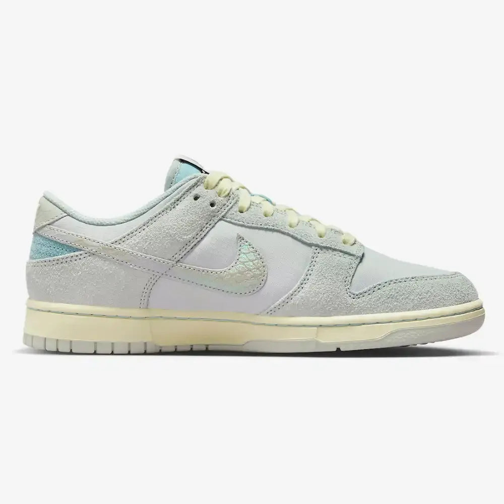 NK Dunk Low - Light Silver/Ocean Bliss