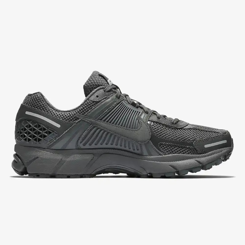 NK Zoom Vomero 5 Anthracite