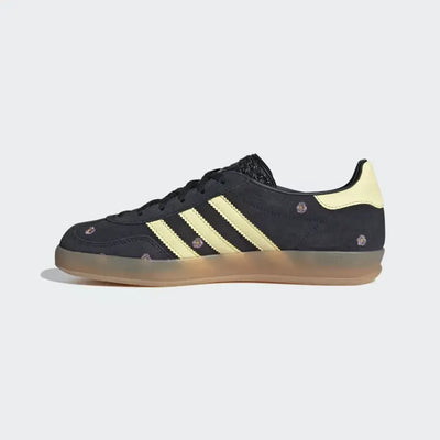 Ad Gazelle Indoor - Black Floral