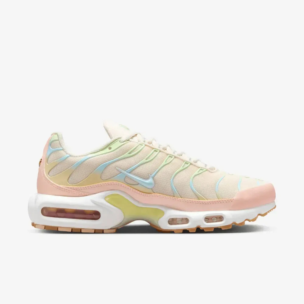 NK Air Max Plus - Crimson Tint