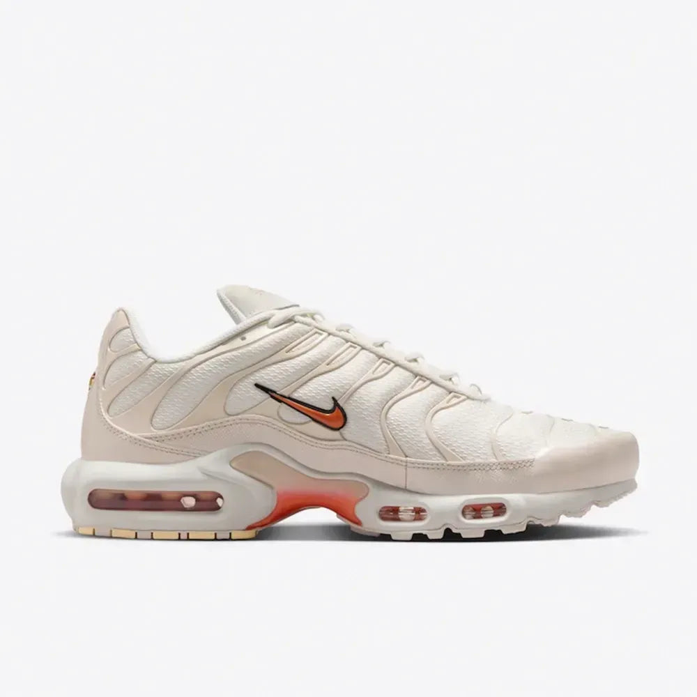 NK Air Max Plus - White/Orange