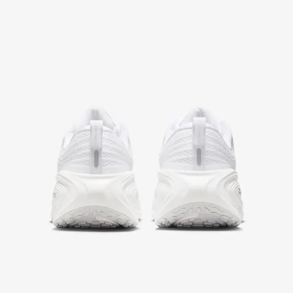 NK Vomero Plus White Photon Dust Metallic Silver Summit