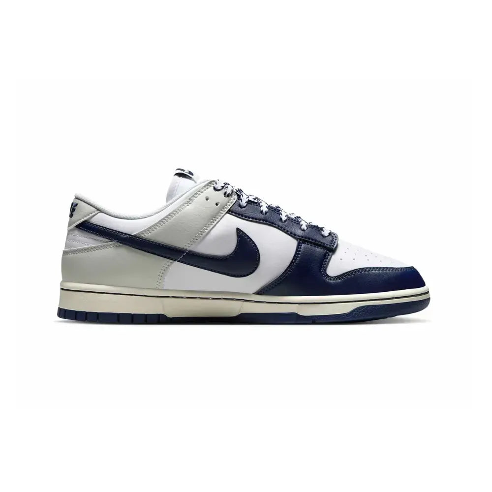 NK Dunk Low - New York Yankees
