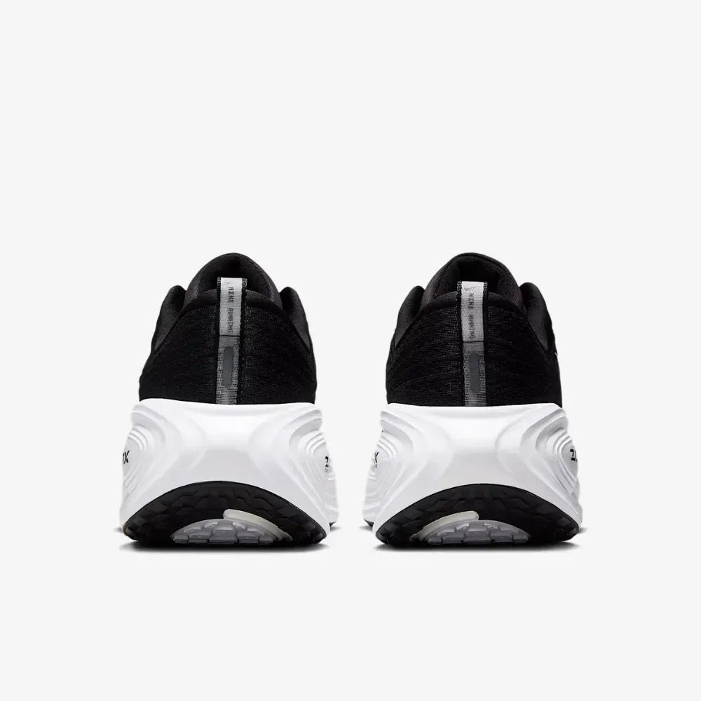 NK Vomero Plus Black Cool Grey Metallic Dark White