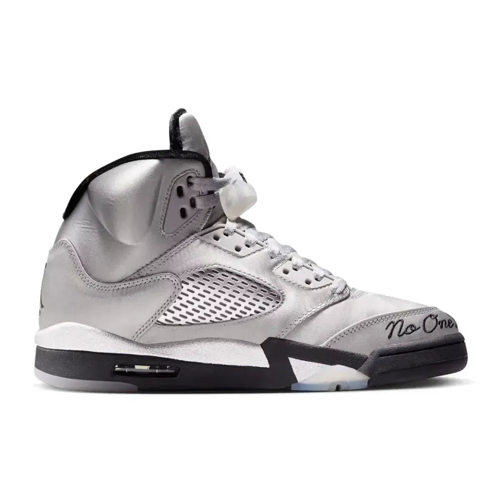 AJ 5 - Wings Medium Grey Metallic Silver