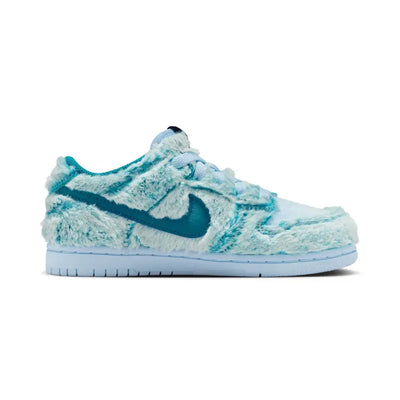 NK Dunk Low GS Abominable Snowman