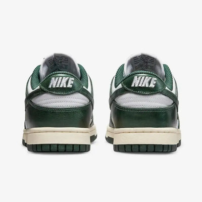 NK Dunk Low - Aged Green