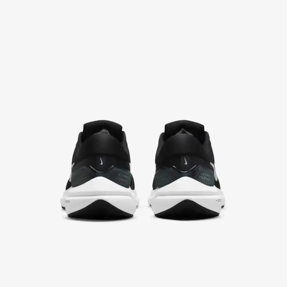 NK Air Zoom Vomero 16 Black