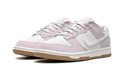 NK Dunk Low Light Violet