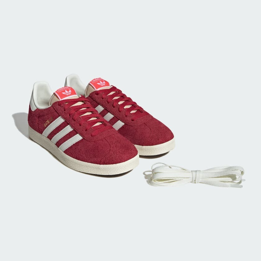 Ad Gazelle - Team Victory Red/Off White/Cream White