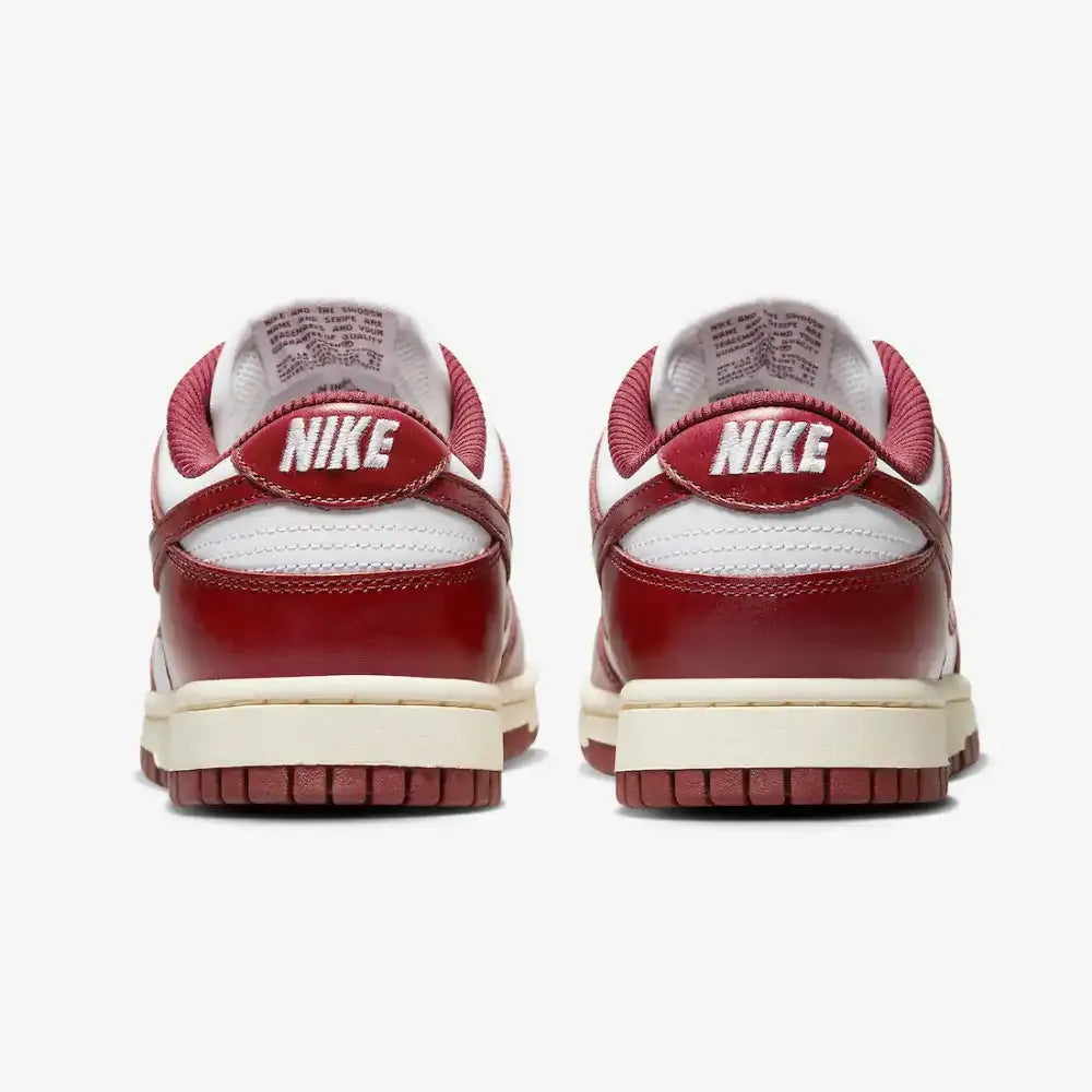 NK Dunk Low - PRM Vintage Team Red