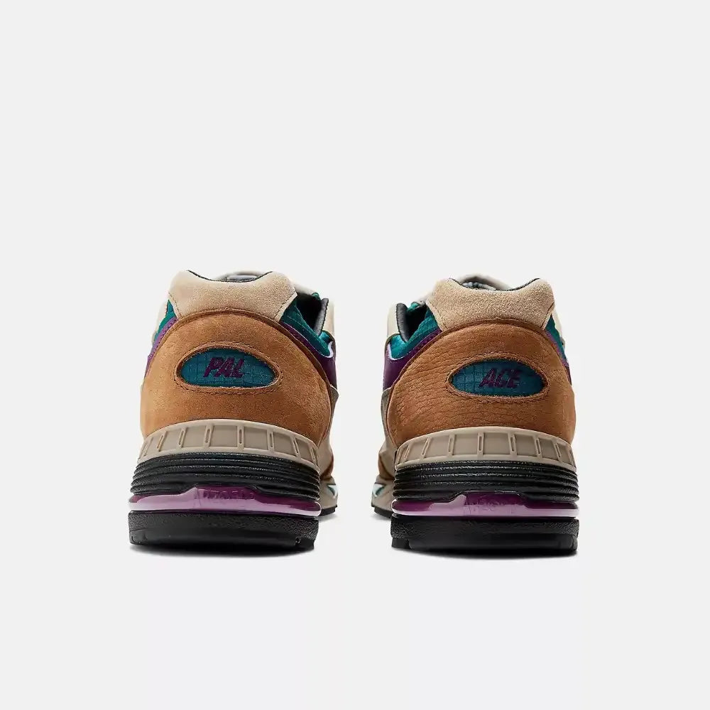 Palace x NB 991 Made in England – Taos Taupe/Grape Juice