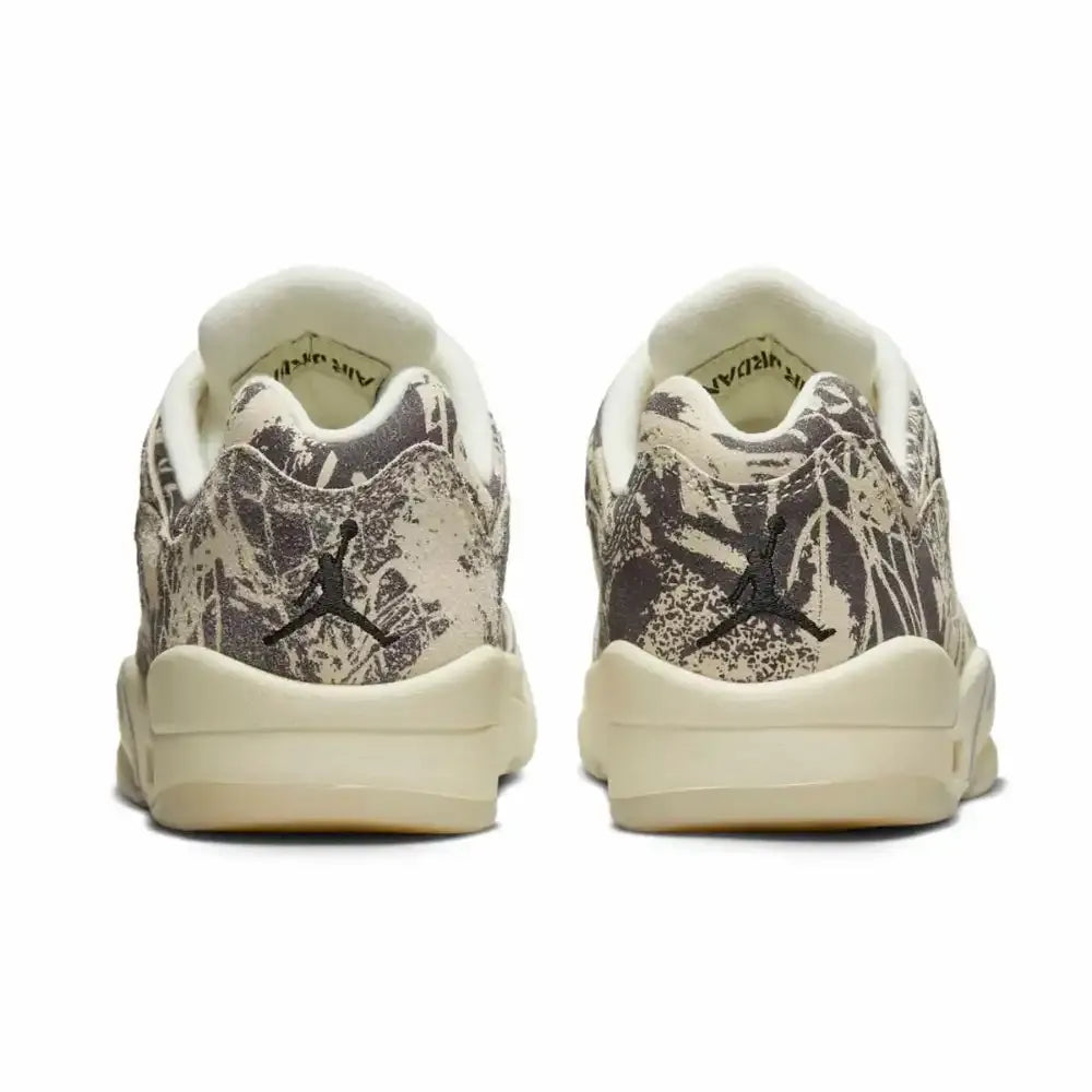 AJ 5 Low - Expression