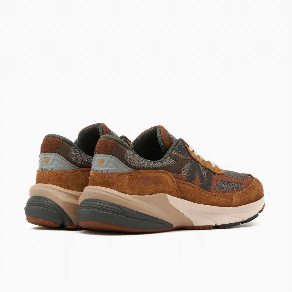 Carhartt WIP x NB 990v6 MiUSA – Sculpture Center