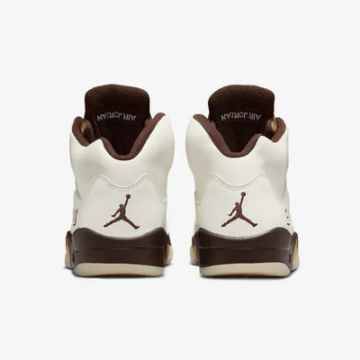 AJ 5 - Golden Ticket