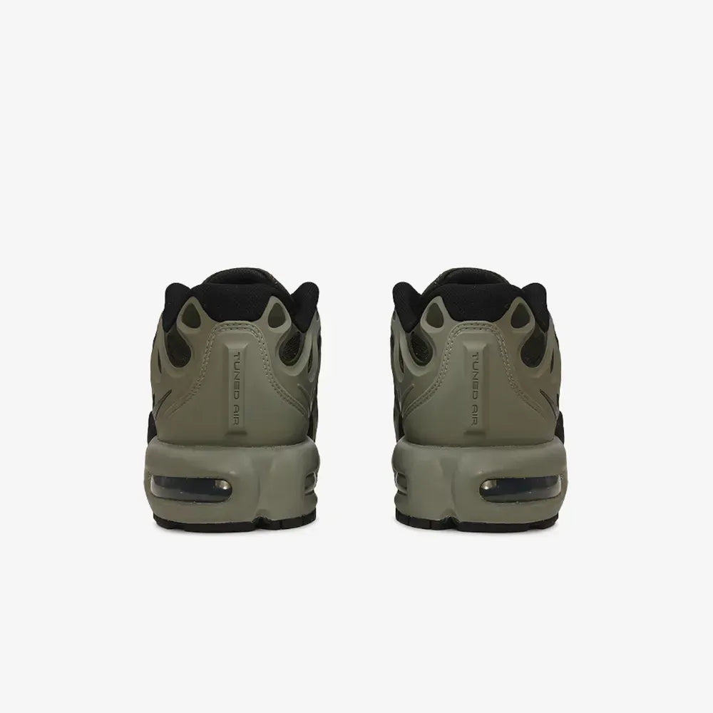 NK Air Max Plus - Dark Olive