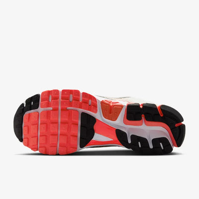 NK Zoom Vomero 5 Light Orewood Brown Bright Crimson Sail Black