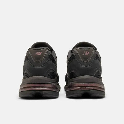 NB 2010 - Metallic Black