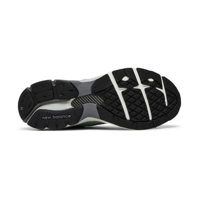 STR x NB 990v3 - Reprise Joker Grey