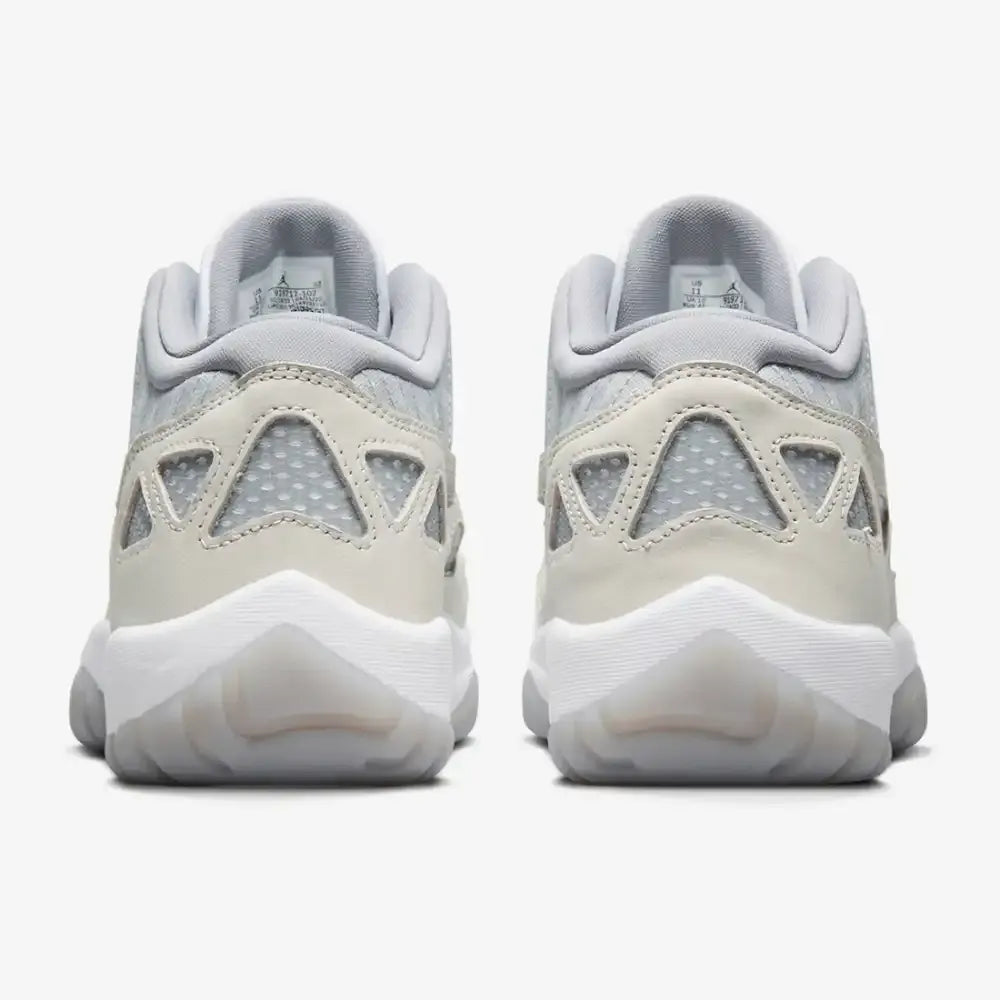 AJ 11 Low - Light Orewood Brown