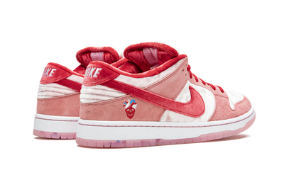 NK SB Dunk Low Strangelove