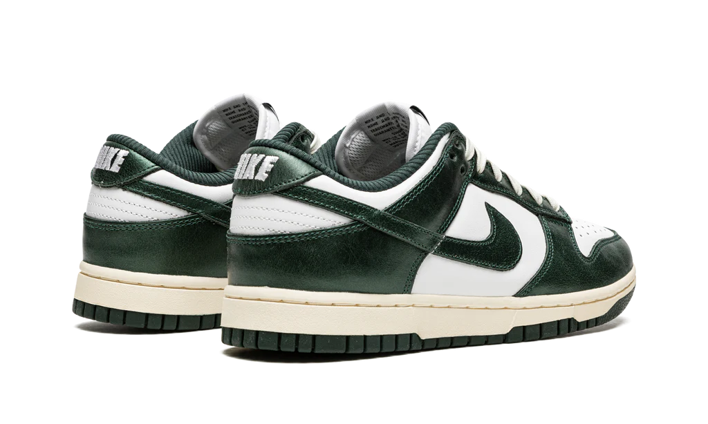 NK Dunk Low Vintage Green (W)