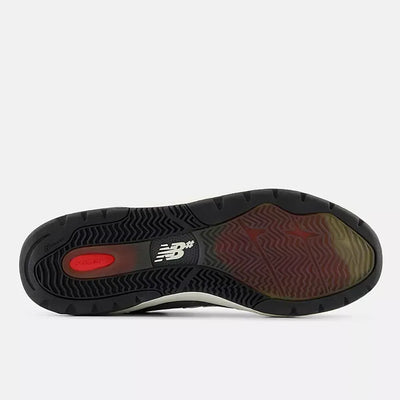 NB Numeric 933 x Andrew Reynolds – Grey