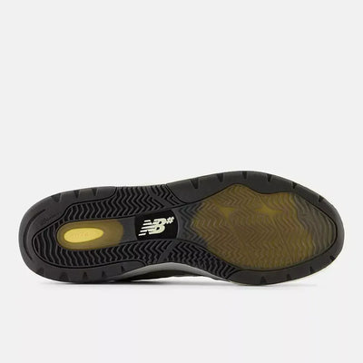 NB Numeric AR 933 – Olivine/Dark Olivine