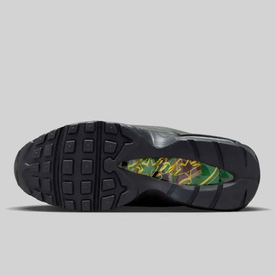 CRTZ x NK Air Max 95 SP Gutta Green