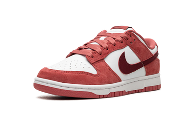 NK Dunk Low Valentine's Day