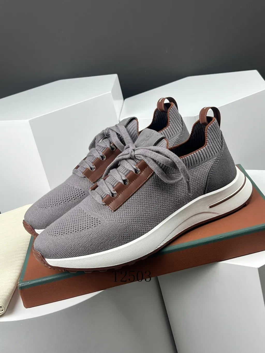 LRP 360 LP Flexy Walk Sneakers – Grey Knit