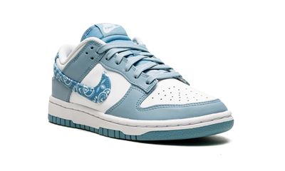 NK Dunk Low Essential Paisley Pack Worn